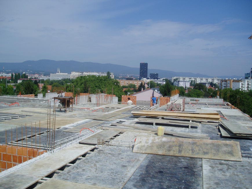 AB Treći kat 25.08.2015.